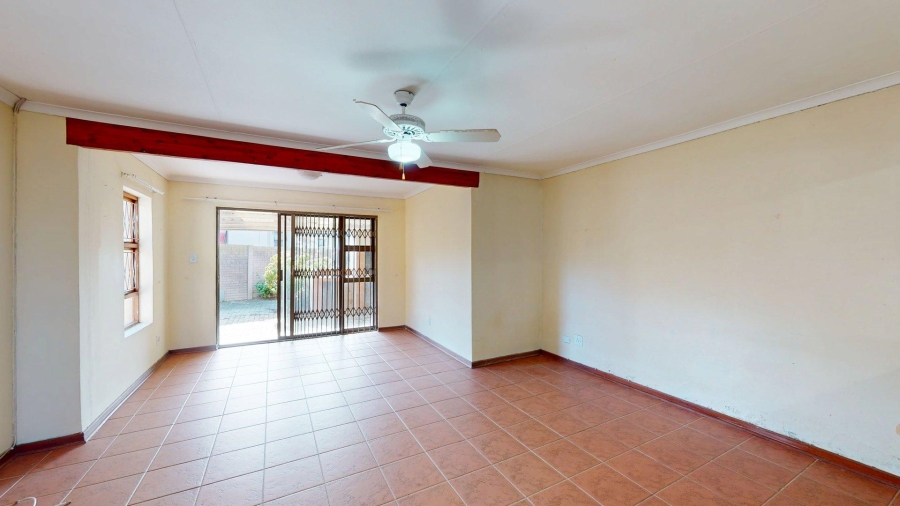 2 Bedroom Property for Sale in Kabega Park Eastern Cape